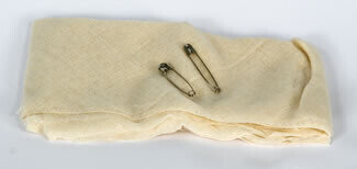 MedPro Triangular Bandage - This bandage is made from 100% cotton and conforms to standard, regulation size. With 2 safety pins. Triangle sides: 40 in x 40 in x 56 in (100 cm x 100 cm x 142 cm)Ideal for arm slings, outer layer bandaging and as a cover for